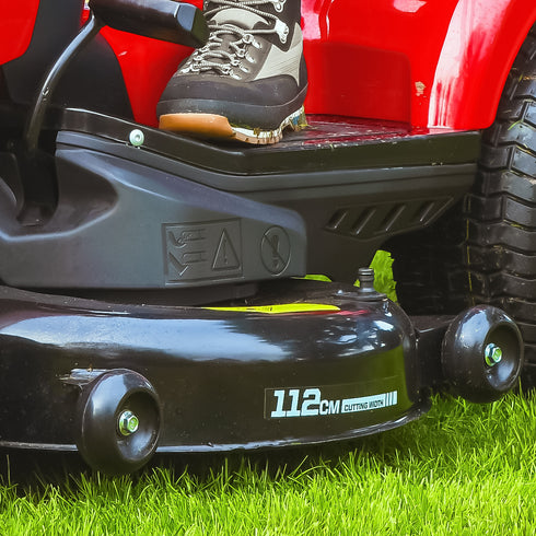 Cobra LT112HR2LHydro 112cm (44") Lawn Tractor with V-Twin Engine