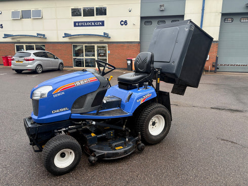 ***SECOND HAND ISEKI SXG326 54" DECK DIESEL TRACTOR***