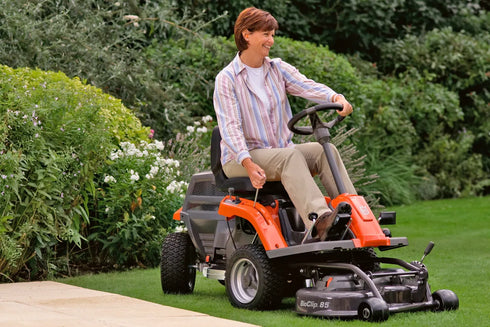 Husqvarna R 112C Small Ride on Lawn Mower