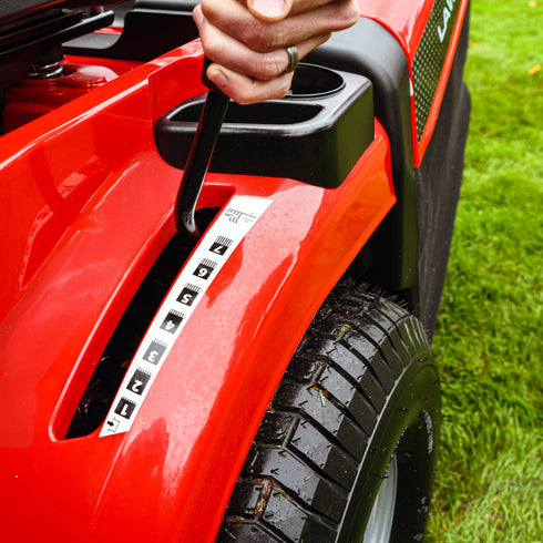 Cobra LT112HR2LHydro 112cm (44") Lawn Tractor with V-Twin Engine