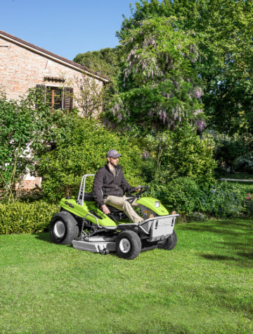 Grillo MD 22N Side Discharge / Mulch Garden Tractor