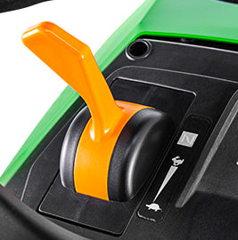 John Deere X147R Ride on Mower