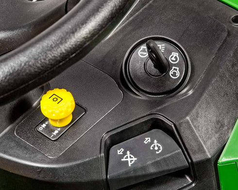 John Deere X167 Ride On Mower